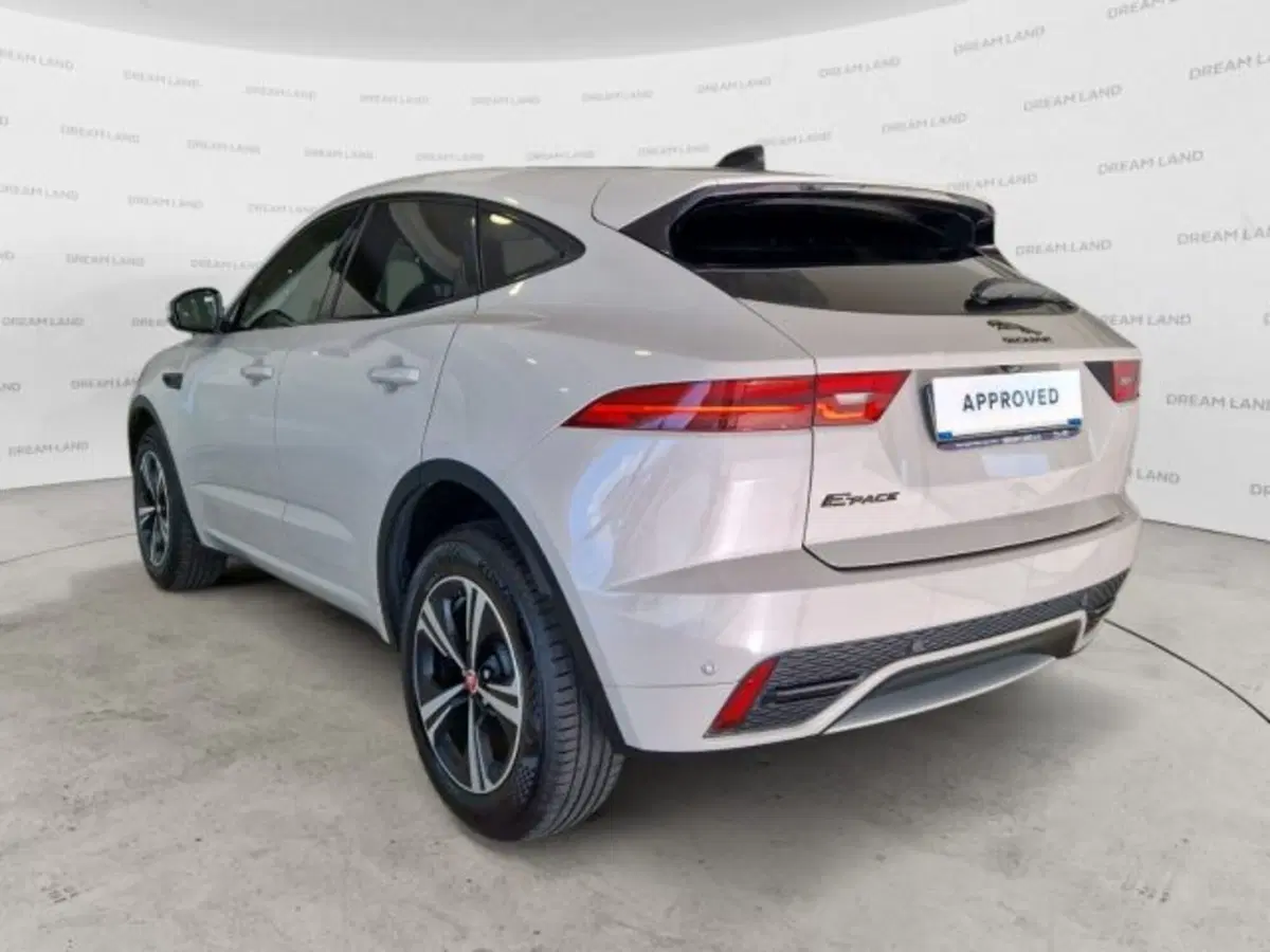 Jaguar E-Pace usata a Livorno (13)