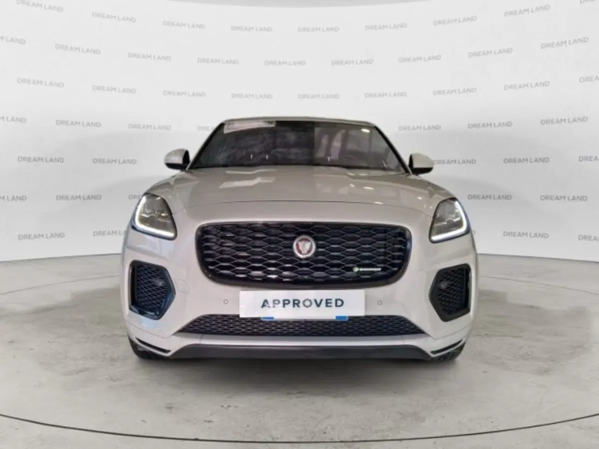 Jaguar E-Pace usata a Livorno (9)