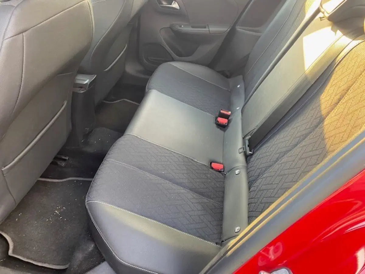 Opel Corsa usata a Catania (10)