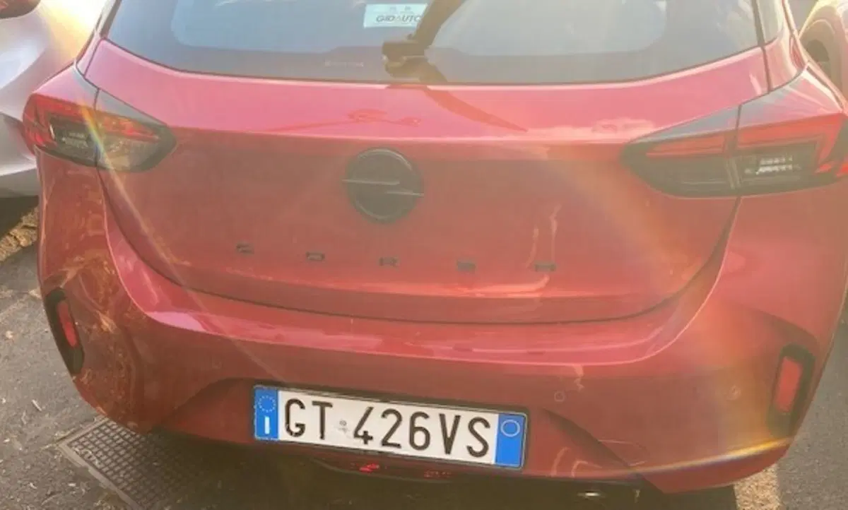 Opel Corsa usata a Catania (8)