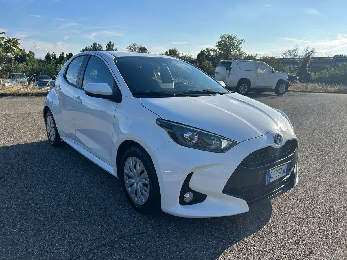 Toyota Yaris usata a Piacenza (7)
