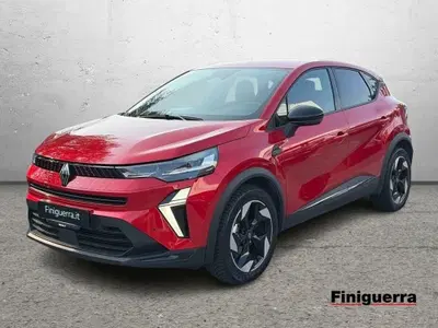 Renault Captur TCe 90 CV Techno del 2025 usata a Osnago