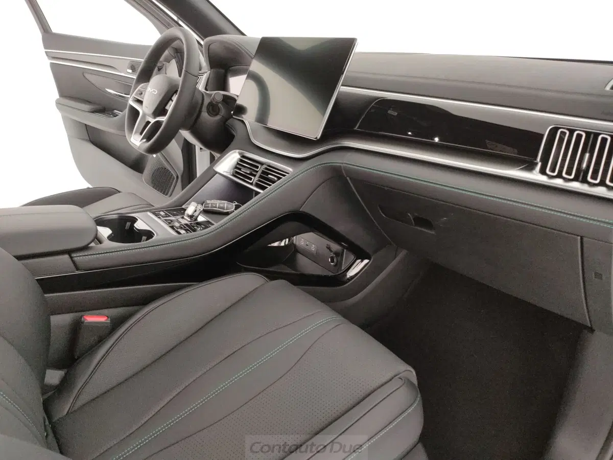 Byd Seal U DM-i nuova a Caserta (18)