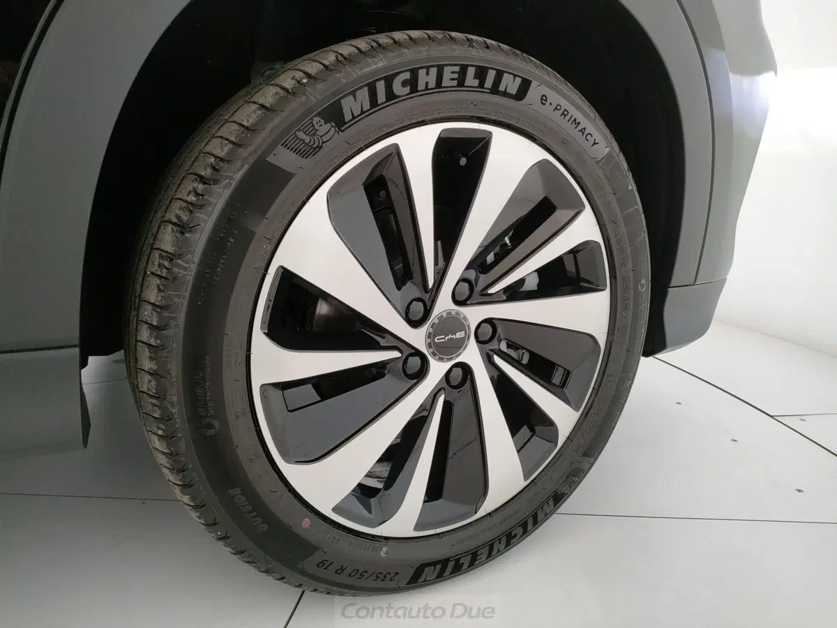 Byd Seal U DM-i nuova a Caserta (9)