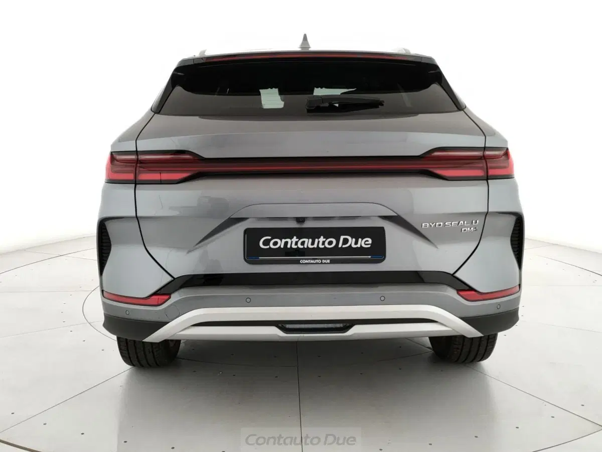 Byd Seal U DM-i nuova a Caserta (6)