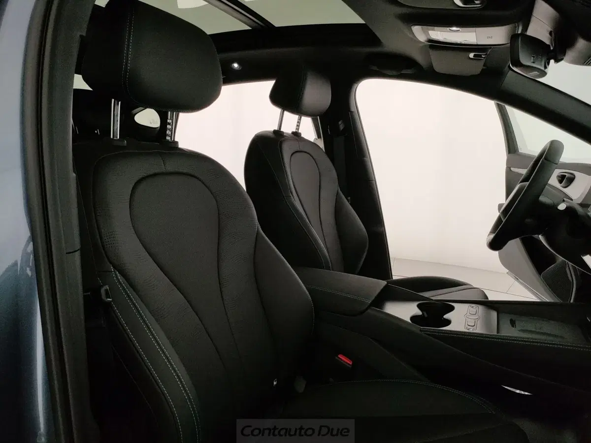 Byd Seal 6 DM-i nuova a Caserta (12)