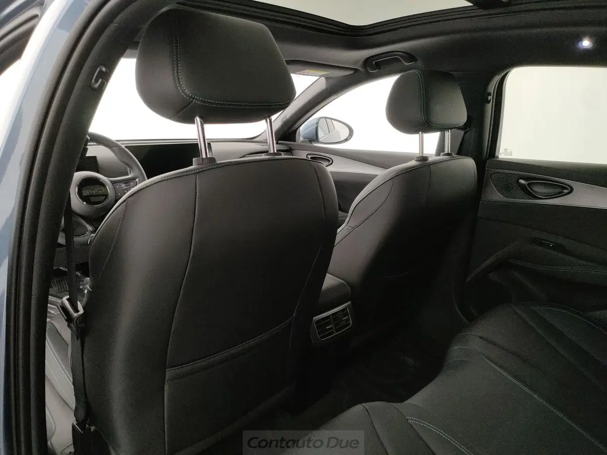 Byd Seal 6 DM-i nuova a Caserta (20)