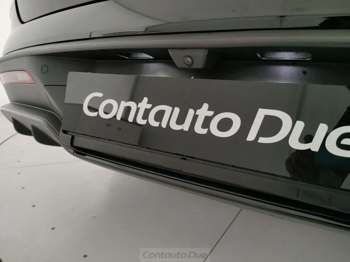 Byd Seal 6 DM-i nuova a Caserta (9)