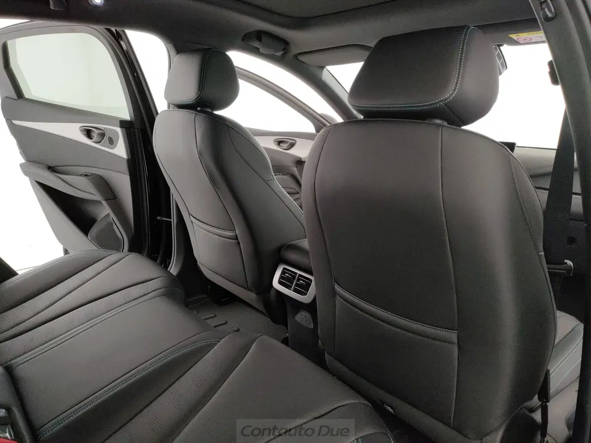 Byd Seal 6 DM-i nuova a Caserta (14)