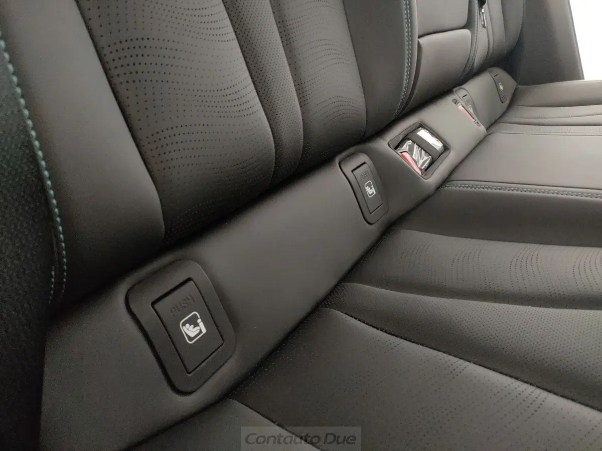 Byd Seal 6 DM-i nuova a Caserta (15)