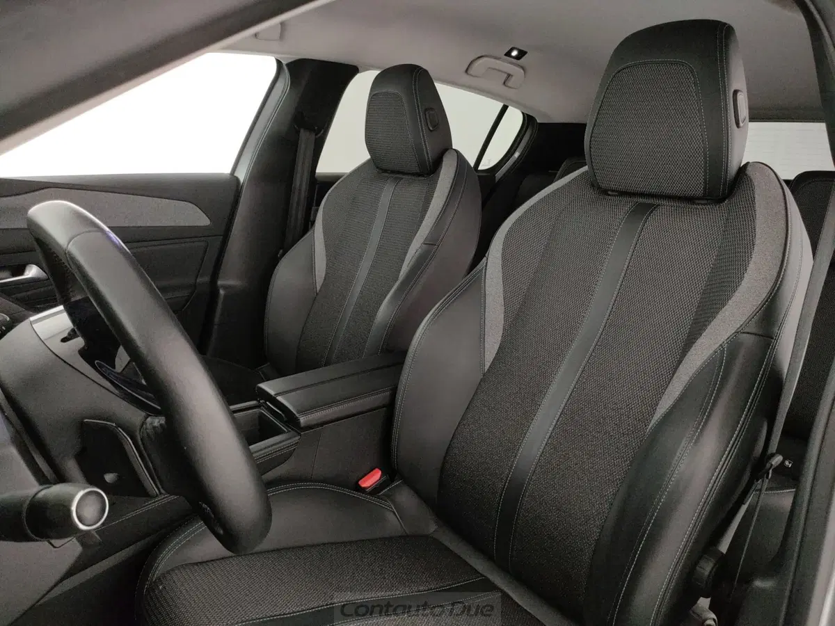Peugeot 308 usata a Caserta (17)