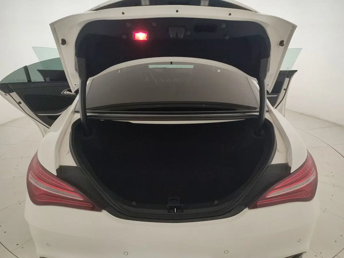 Mercedes-Benz CLA usata a Alessandria (11)