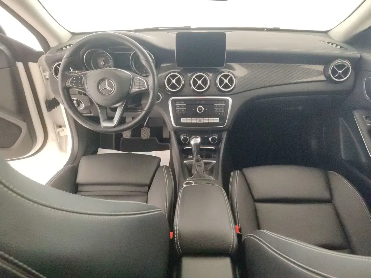 Mercedes-Benz CLA usata a Alessandria (8)