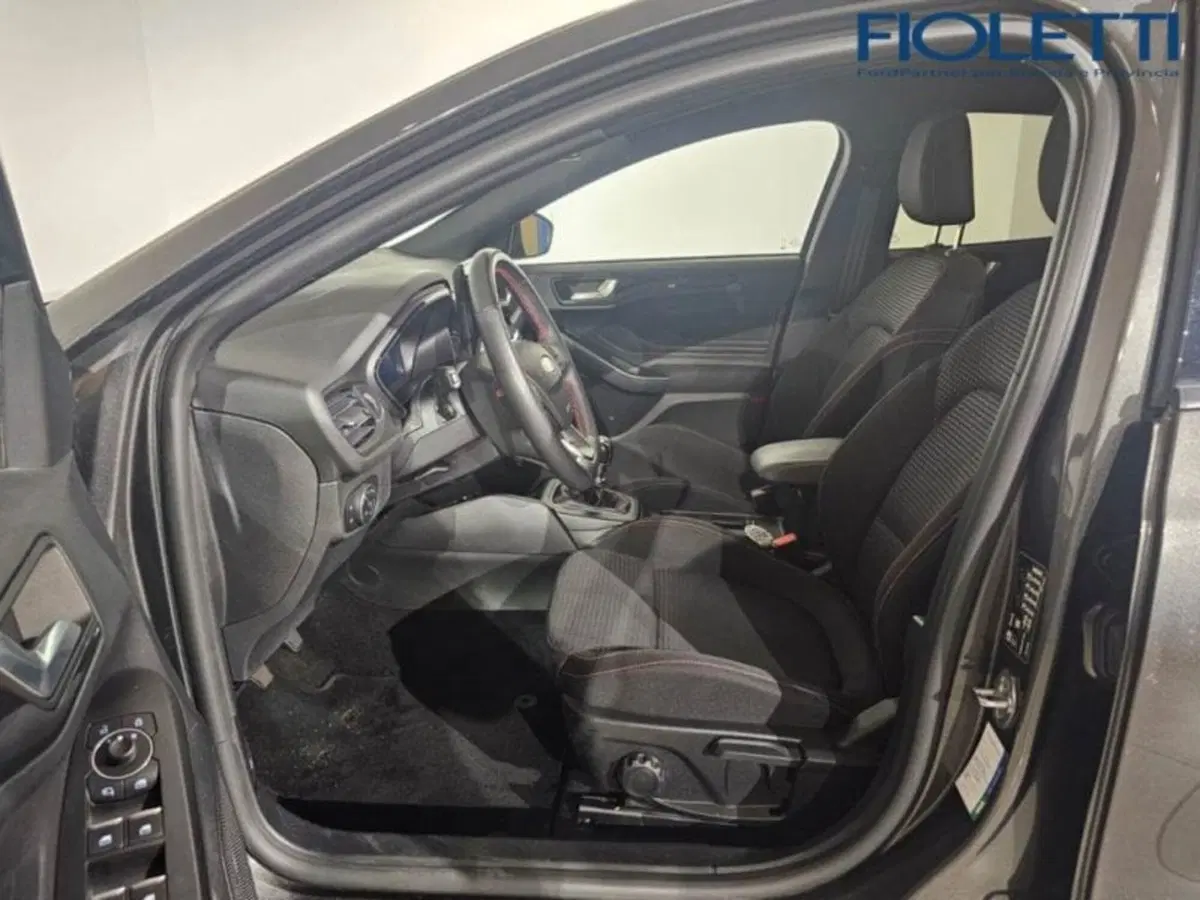 Ford Focus usata a Brescia (11)