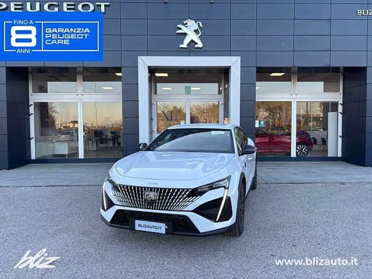 Peugeot 408 nuova a Udine