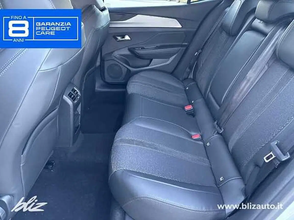 Peugeot 408 nuova a Udine (11)