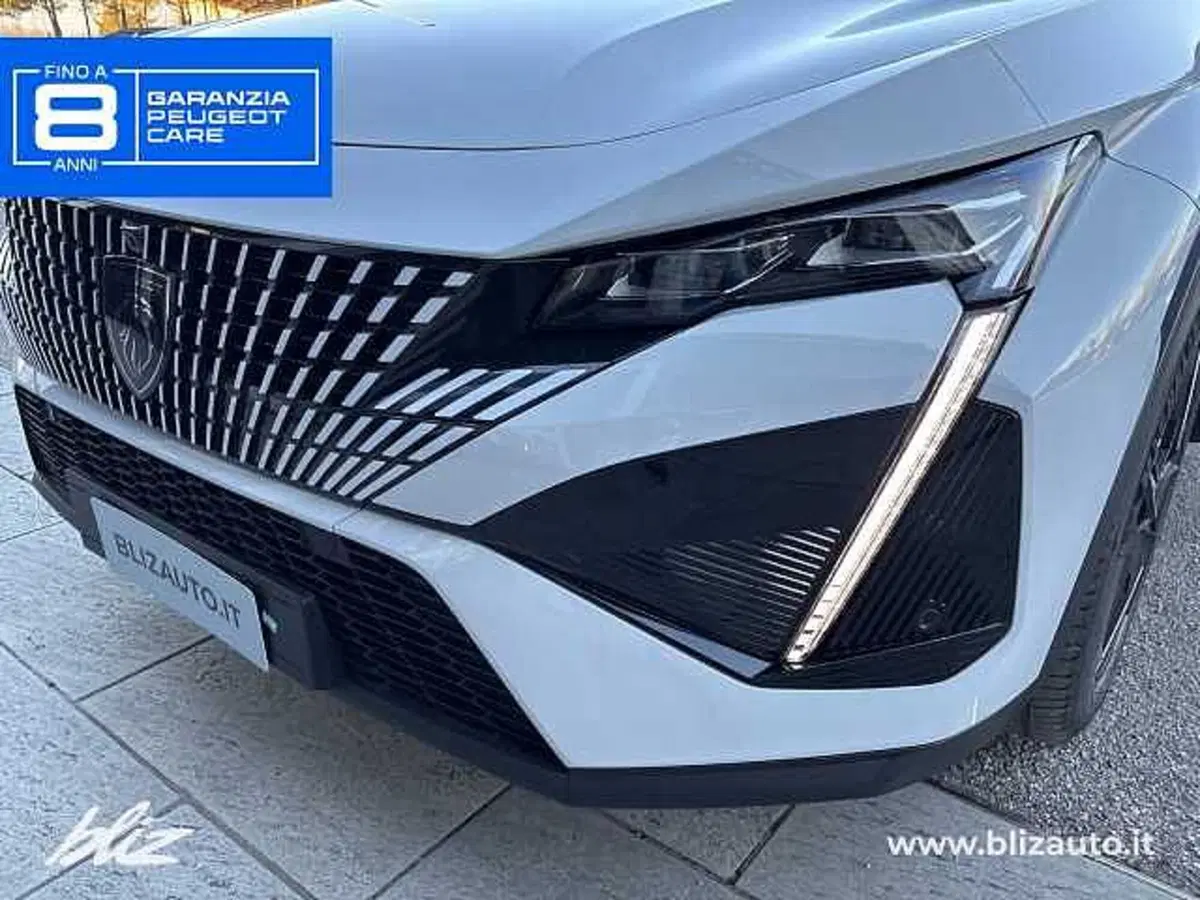 Peugeot 408 nuova a Udine (13)