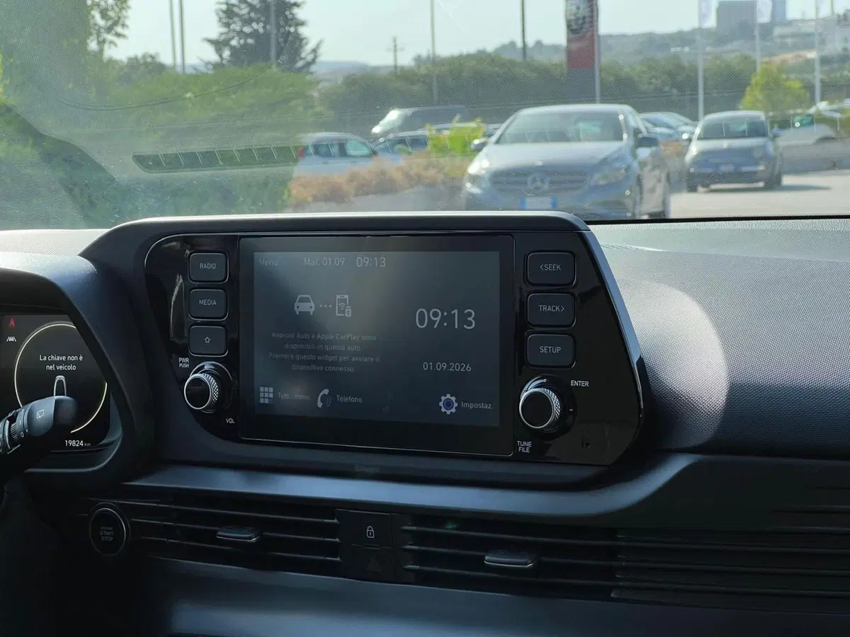 Hyundai Bayon usata a Matera (18)