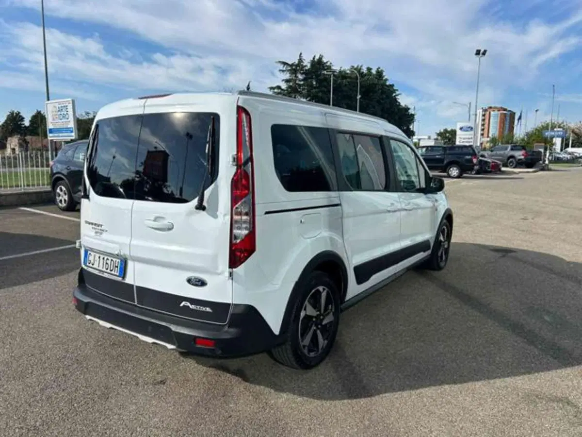 Ford Transit Connect Wagon usata a Bologna (3)