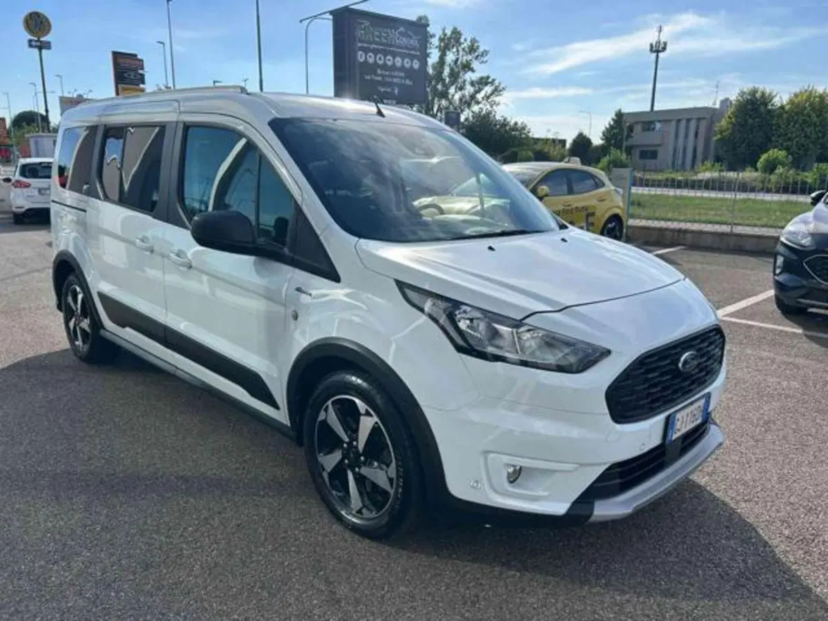 Ford Transit Connect Wagon usata a Bologna (5)