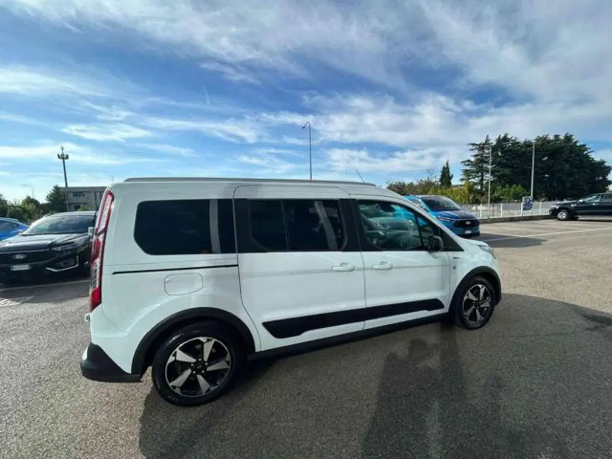 Ford Transit Connect Wagon usata a Bologna (6)