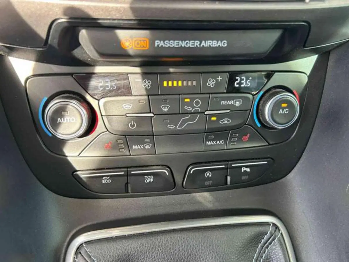 Ford Transit Connect Wagon usata a Bologna (9)