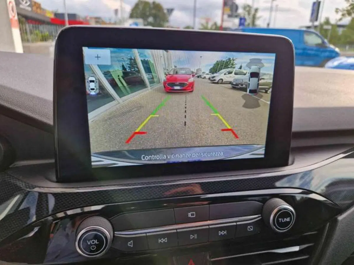 Ford Kuga usata a Bologna (10)