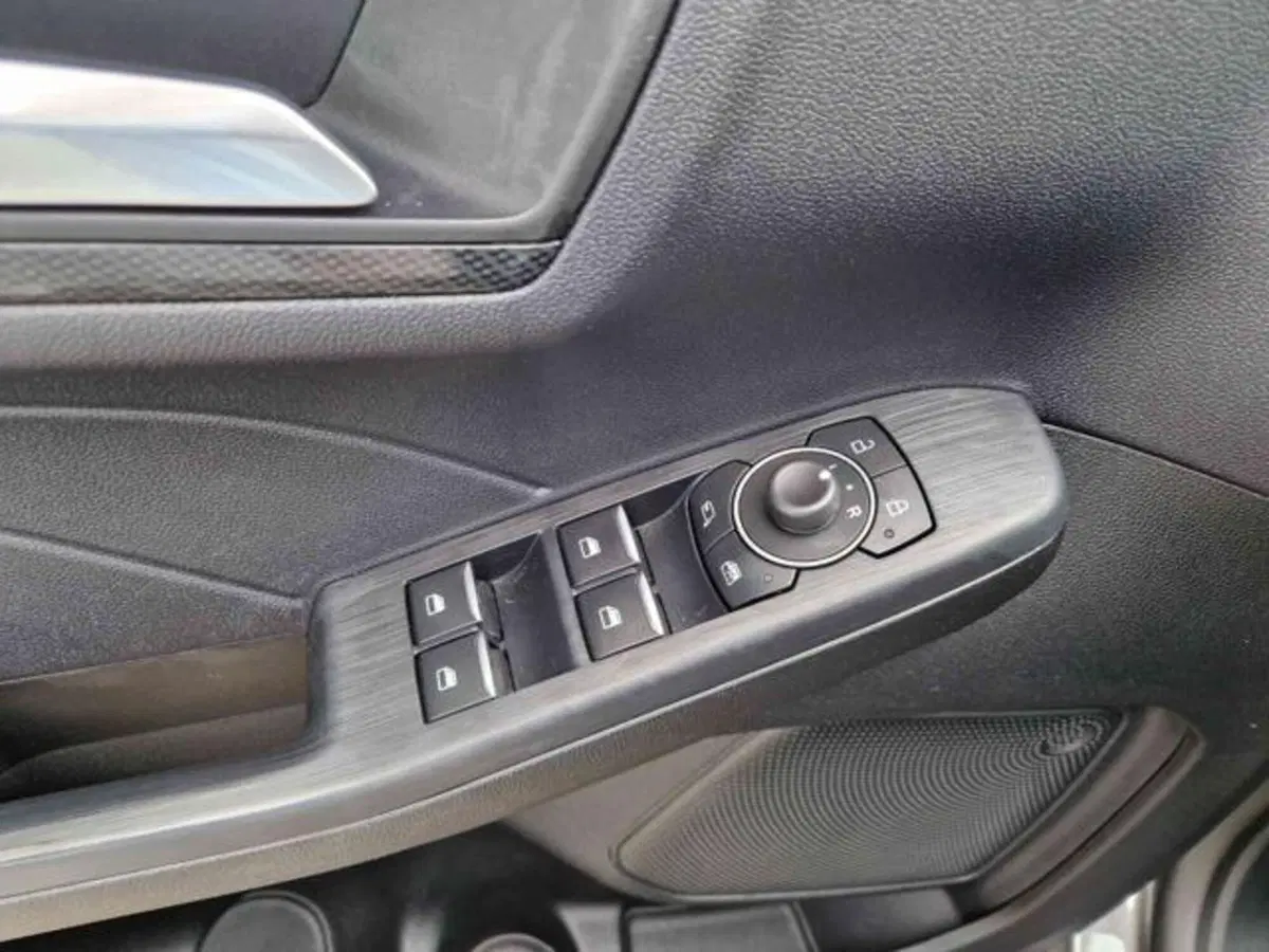 Ford Kuga usata a Bologna (18)