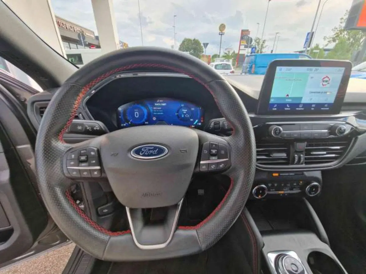Ford Kuga usata a Bologna (8)