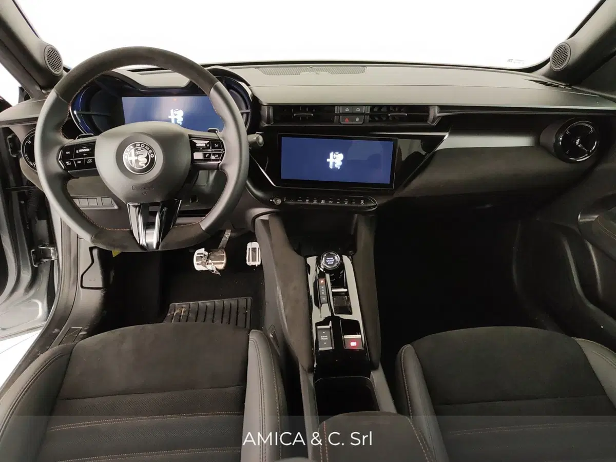 Alfa Romeo Junior usata a Caserta (16)