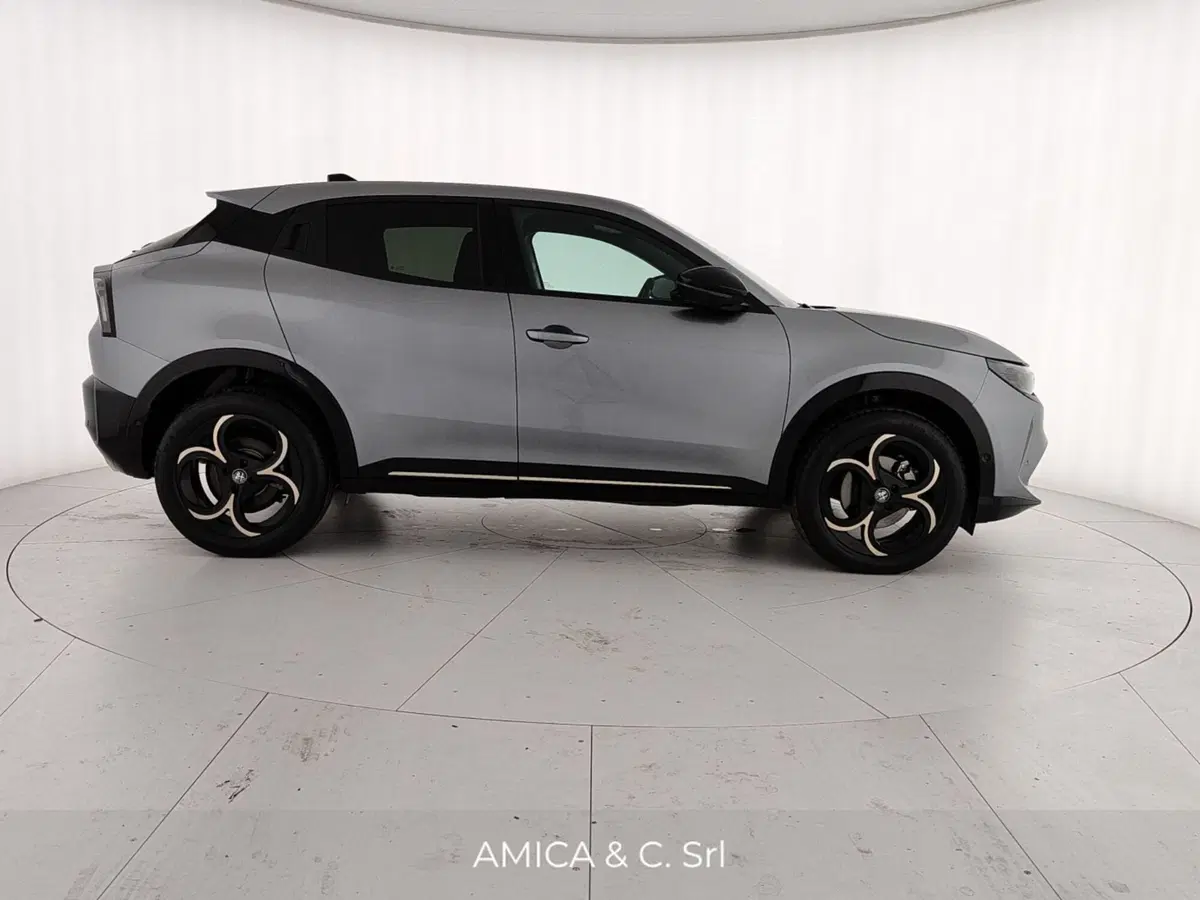 Alfa Romeo Junior usata a Caserta (8)