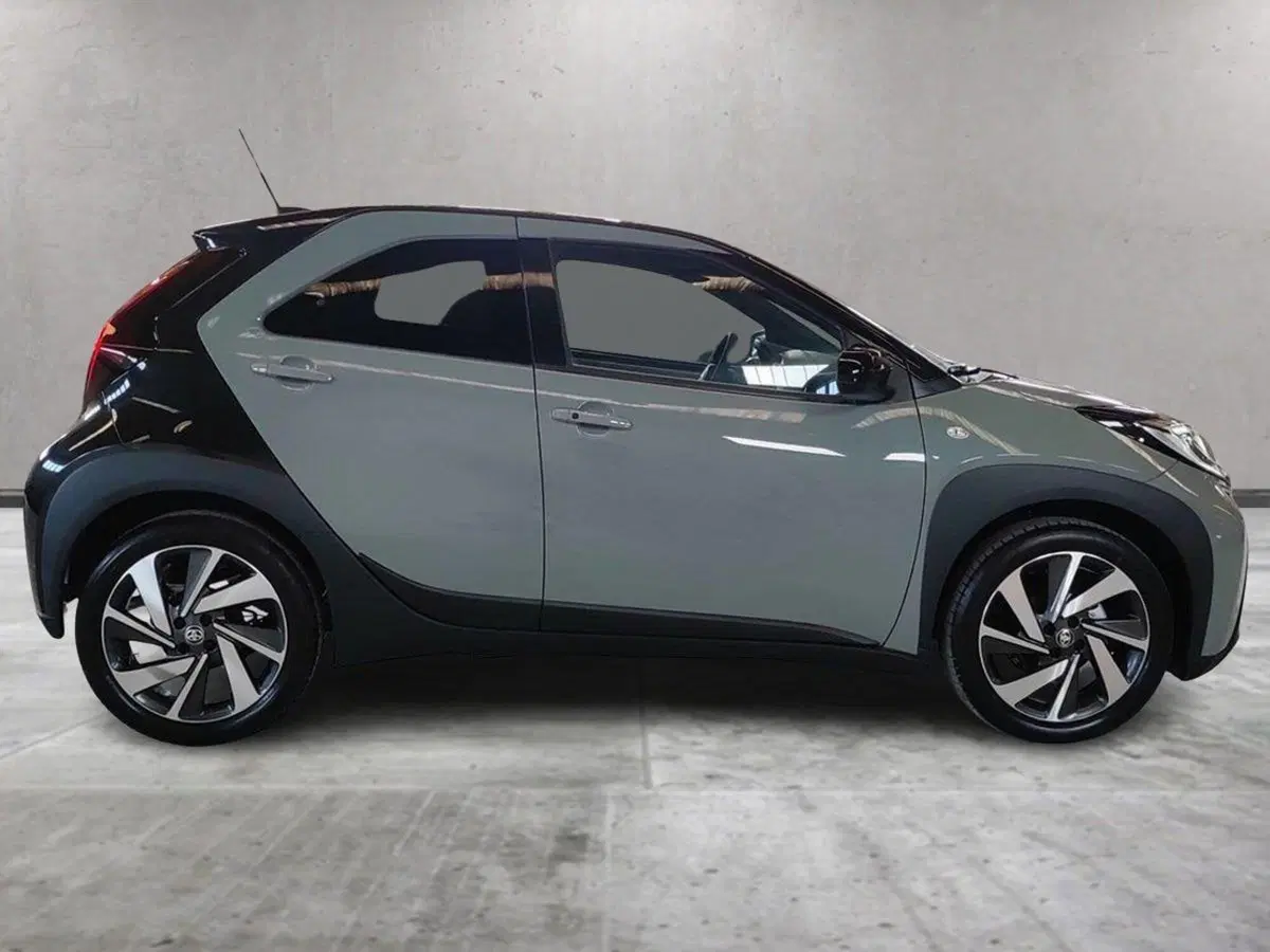 Toyota Aygo X nuova a Milano (4)