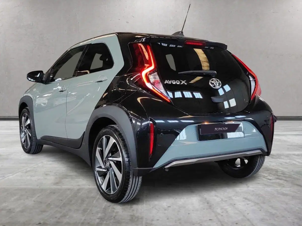 Toyota Aygo X nuova a Milano (5)