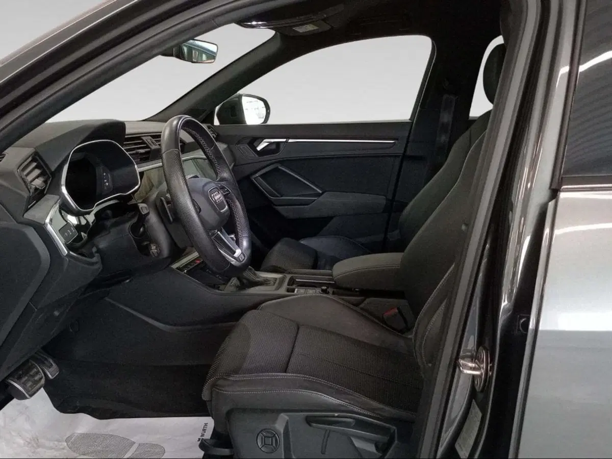 Audi Q3 Sportback usata a Siena (13)