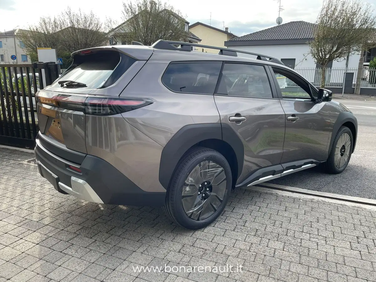 Subaru E-Outback nuova a Monza e Brianza (4)