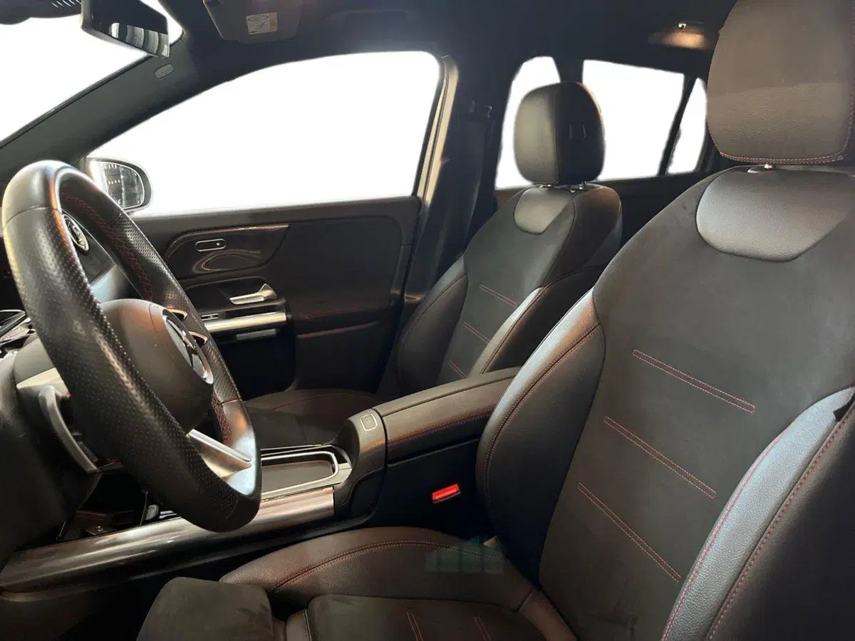 Mercedes-Benz GLA SUV usata a Foggia (7)
