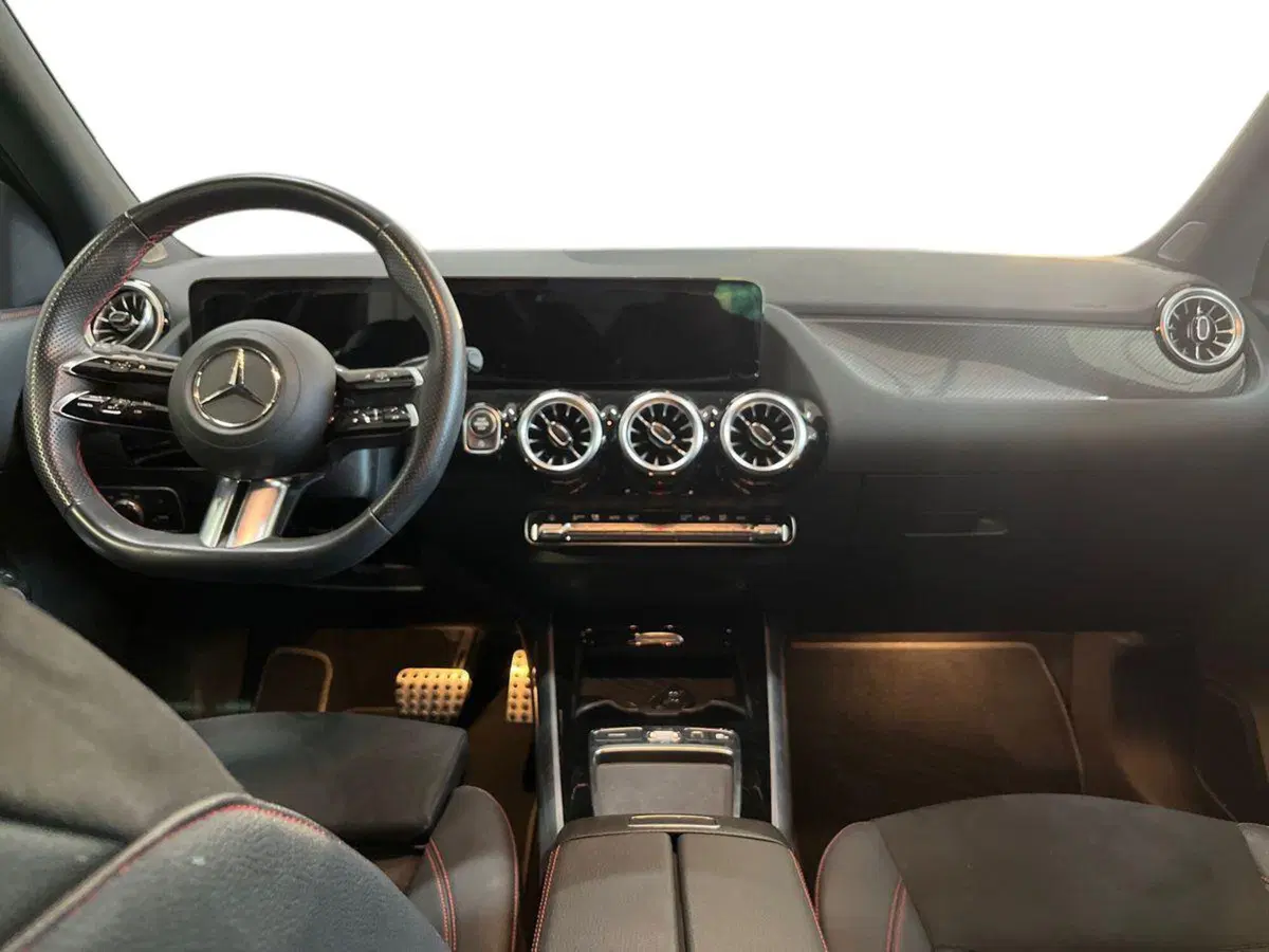 Mercedes-Benz GLA SUV usata a Foggia (8)