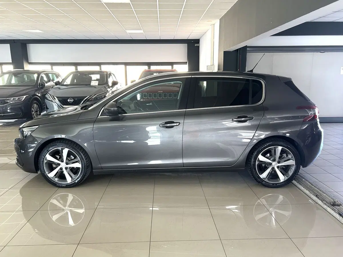 Peugeot 308 usata a Ferrara (6)