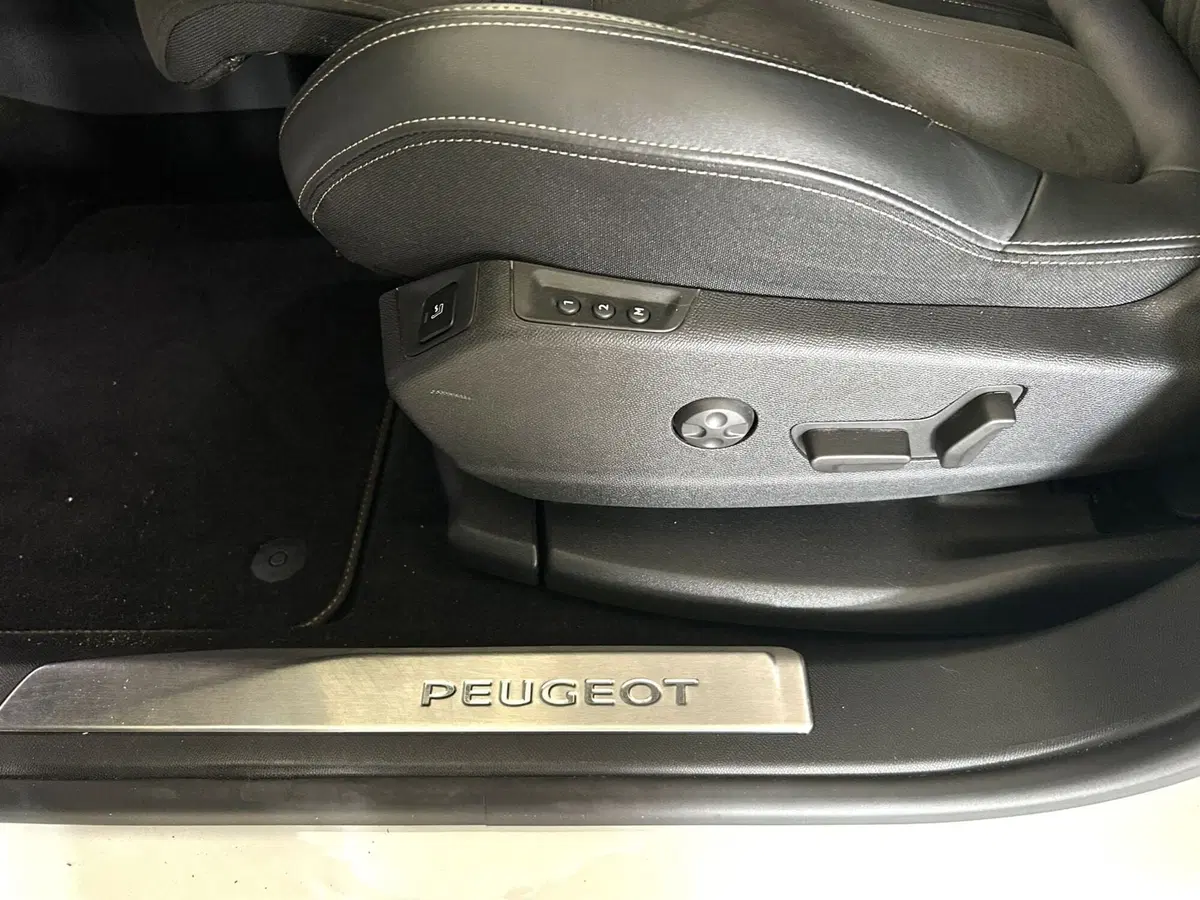 Peugeot 3008 usata a Ferrara (11)