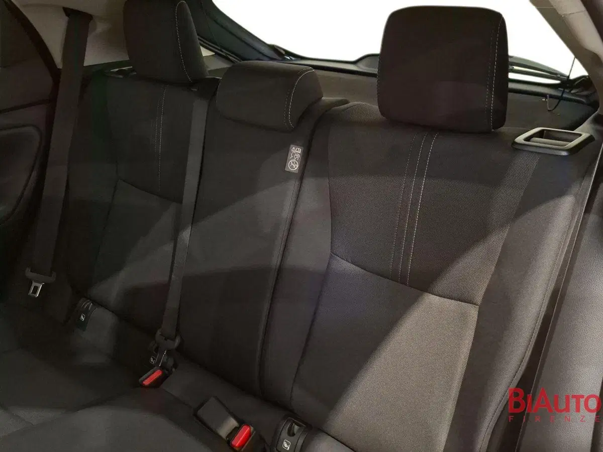 Toyota Yaris Cross nuova a Firenze (10)