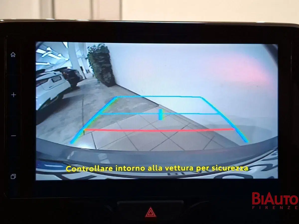 Toyota Yaris Cross nuova a Firenze (15)