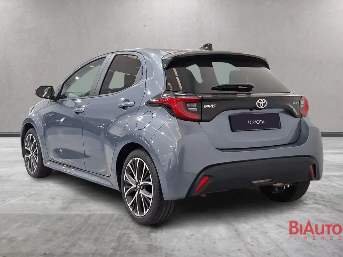 Toyota Yaris Cross nuova a Firenze (4)