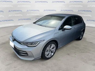 Volkswagen Golf 1.5 tsi ehybrid Edition 204cv dsg del 2025 usata a Como