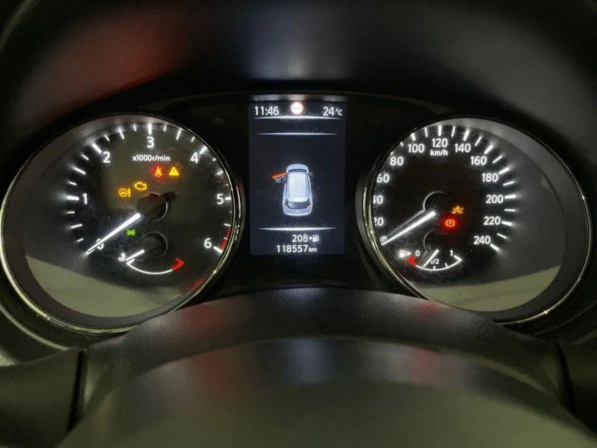 Nissan X-Trail usata a Macerata (18)
