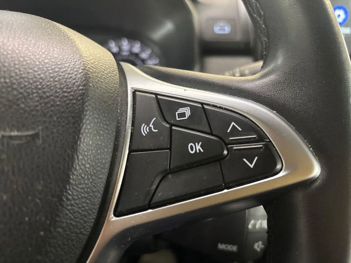 Dacia Sandero usata a Torino (17)