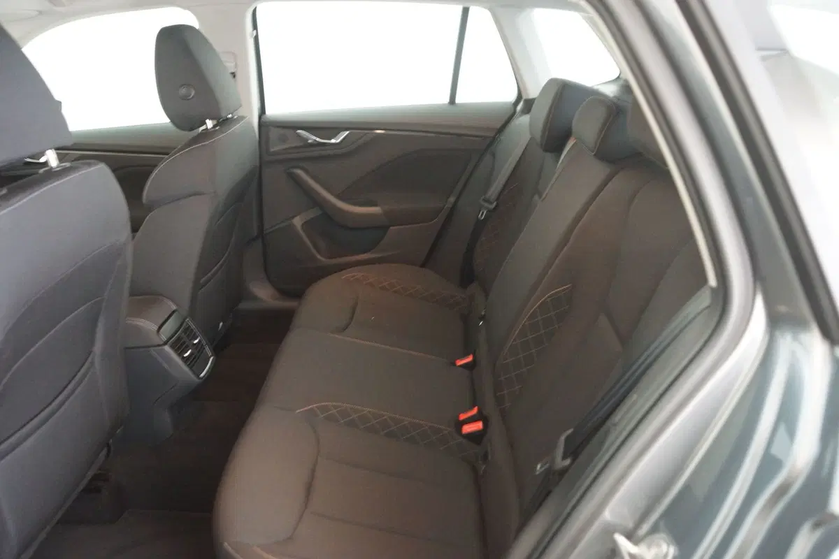 Skoda Kamiq usata a Torino (8)