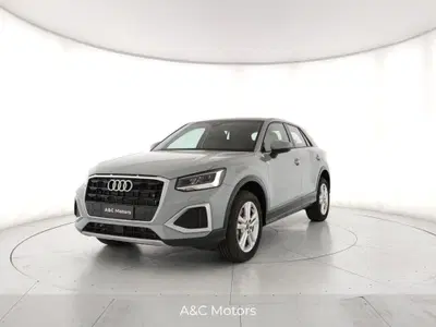 Audi Q2 35 2.0 tdi Business Advanced s-tronic nuova a Pozzuoli