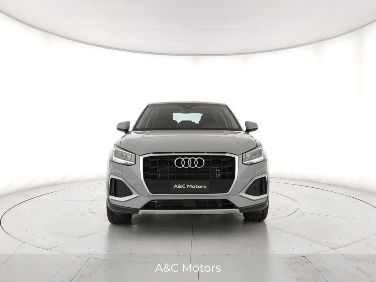 Audi Q2 nuova a Napoli (4)