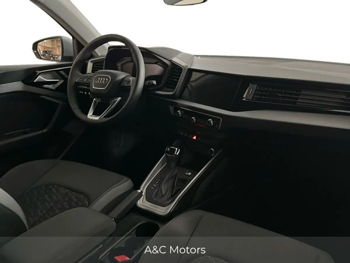 Audi A1 allstreet usata a Caserta (10)