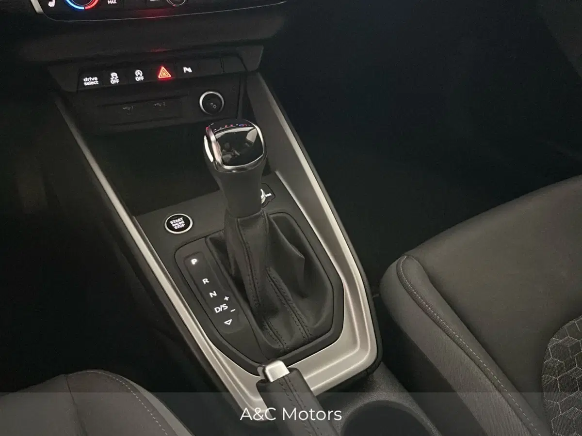 Audi A1 allstreet usata a Caserta (16)